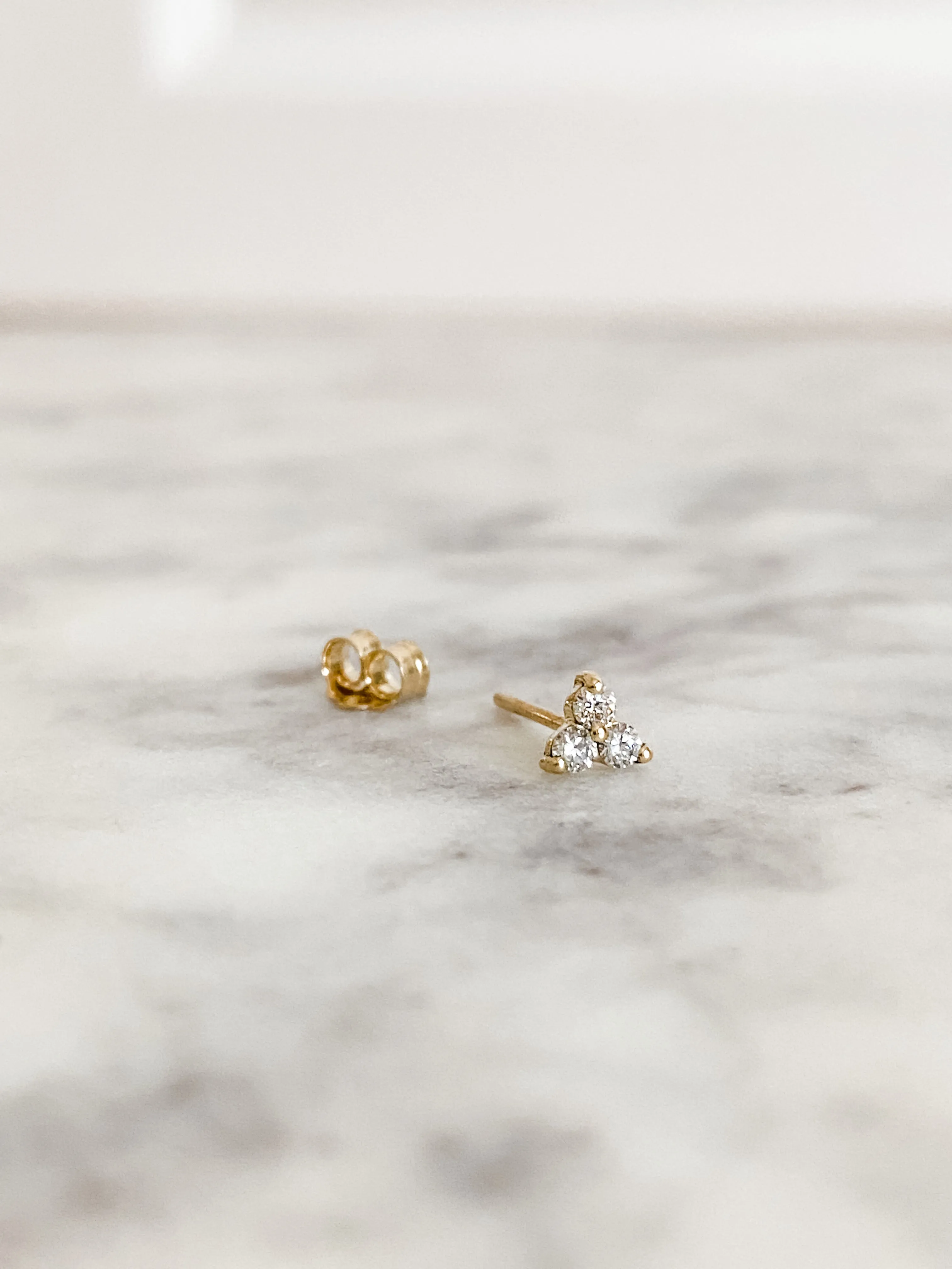 14K Single Eleanor Earring