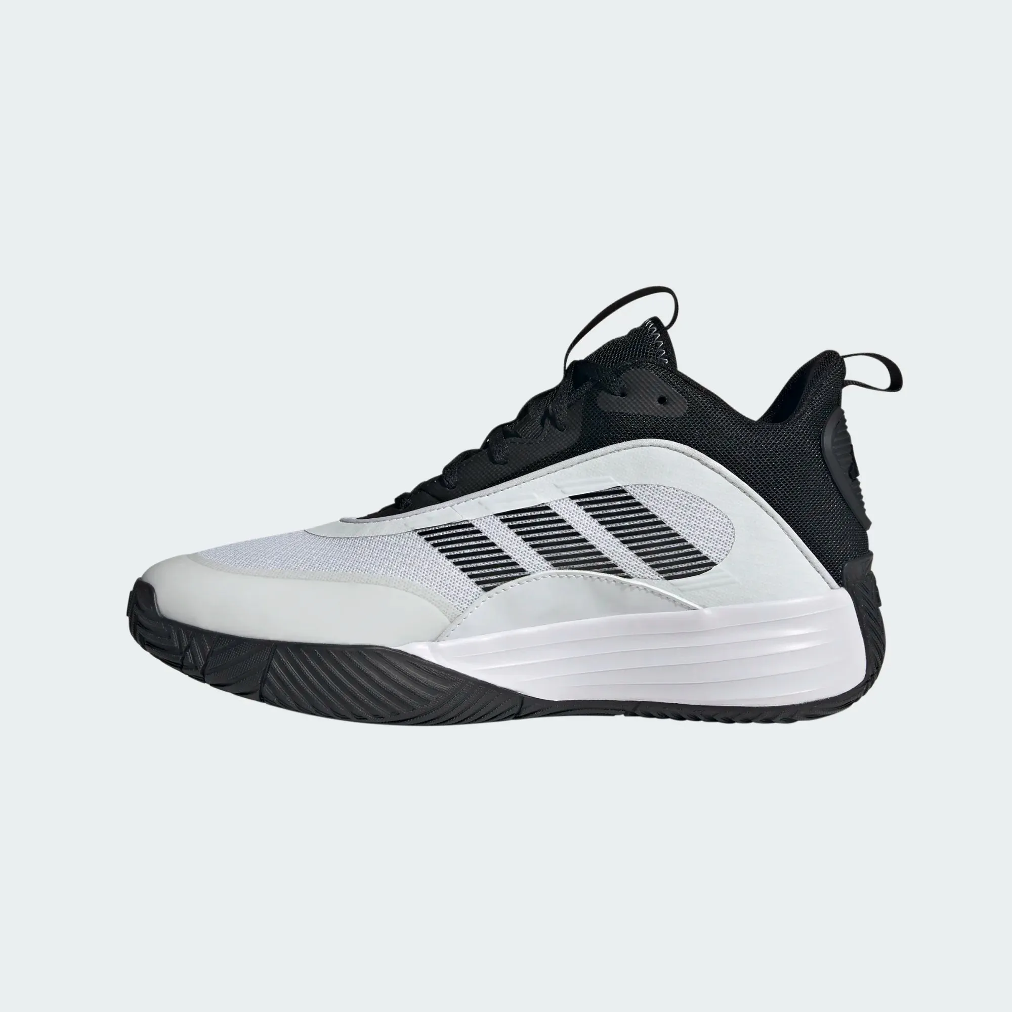 ADIDAS OWN THE GAME 3.0