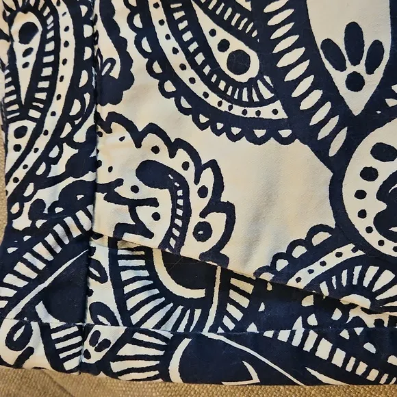 Anthropologie Lucy &amp; Laurel Navy Paisley Beach Travel Summer Casual Shorts Sz 10
