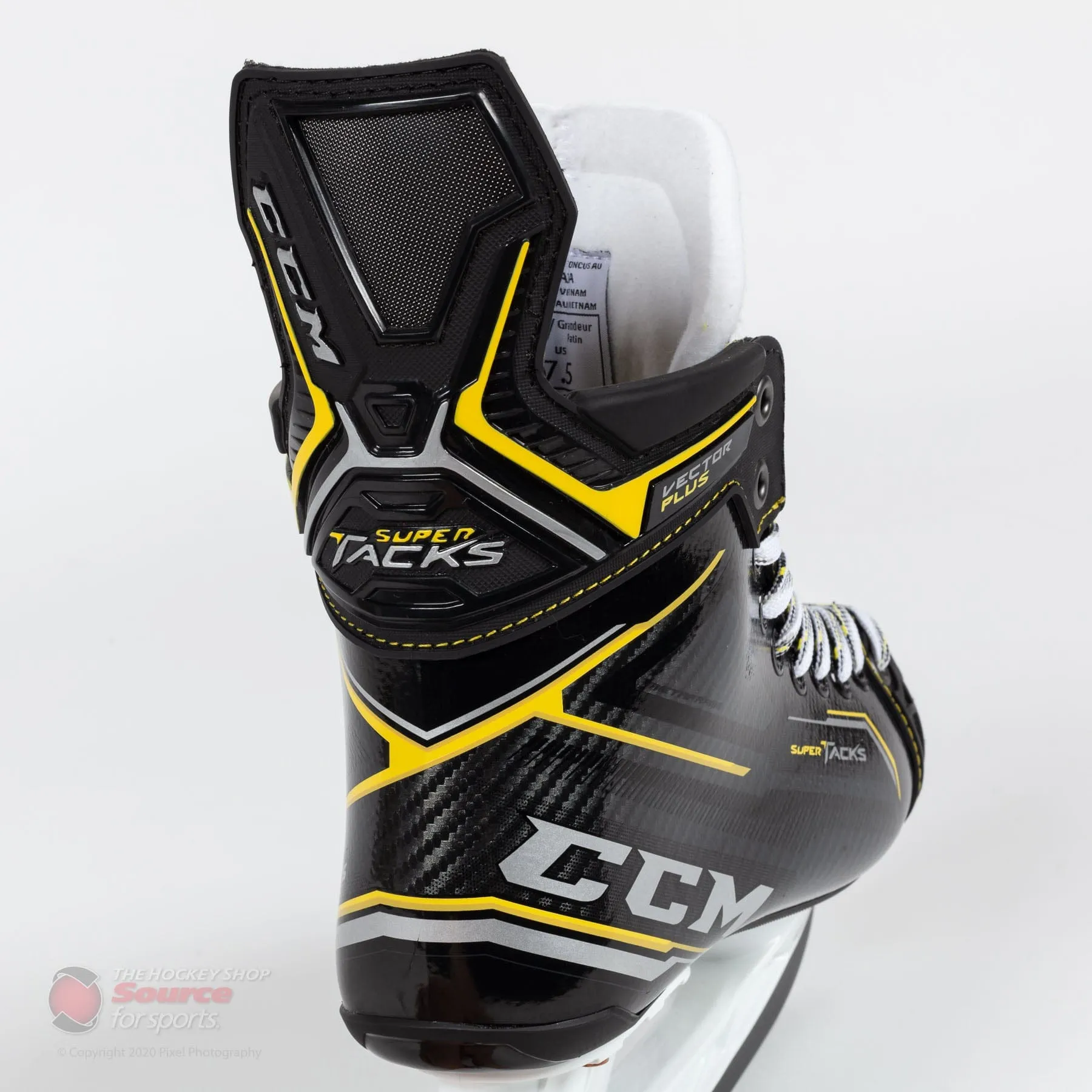CCM Super Tacks Vector Plus Senior Hockey Skates (2020)