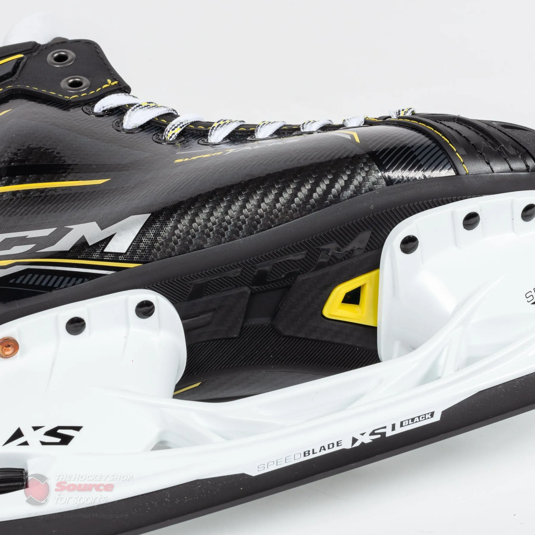 CCM Super Tacks Vector Plus Senior Hockey Skates (2020)