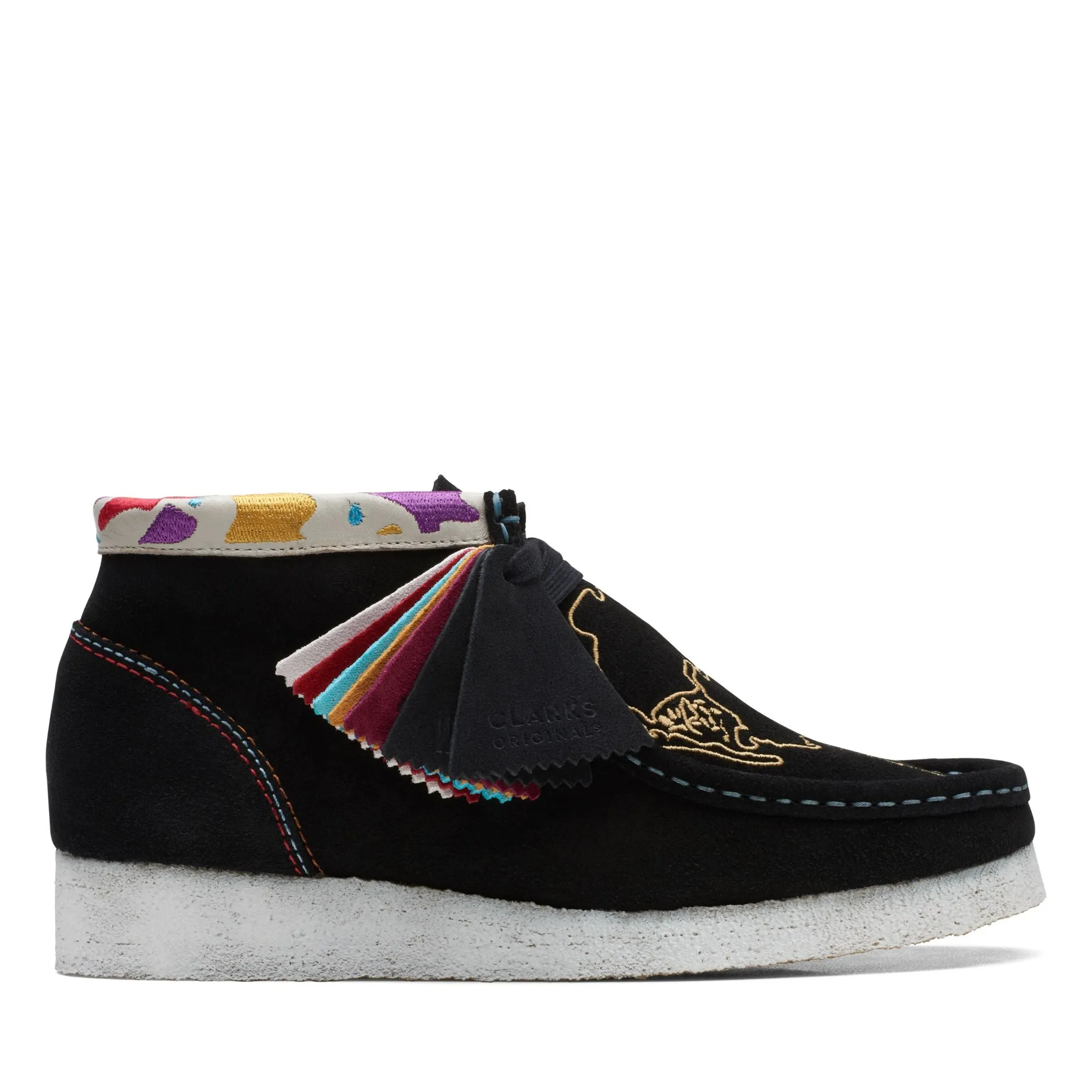 Clarks Women's Wallabee Boots Black Embroidery 26168582
