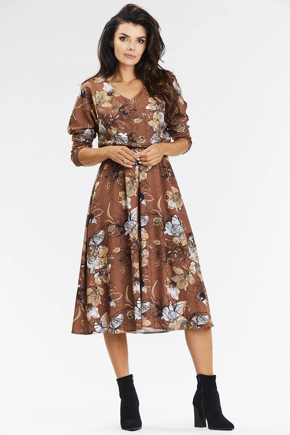 Elegant Kimono Dress with Belted Waist