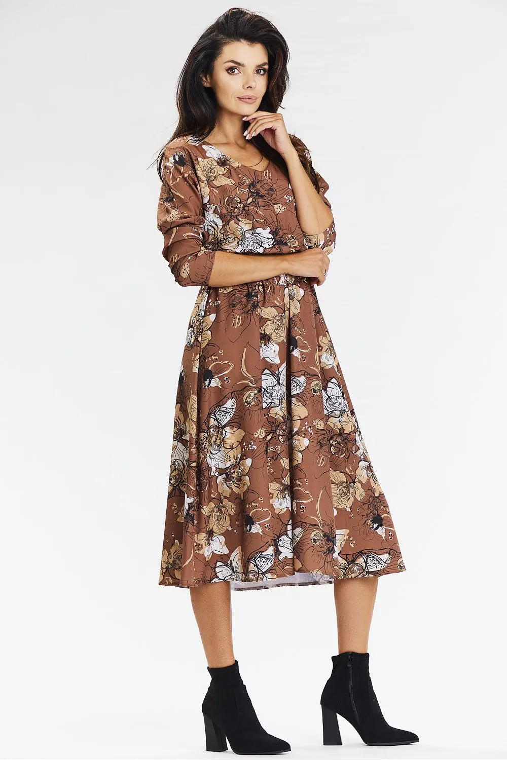 Elegant Kimono Dress with Belted Waist