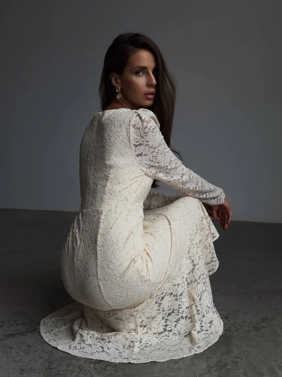 Elegant Lace-Embroidered Cream Midi Dress