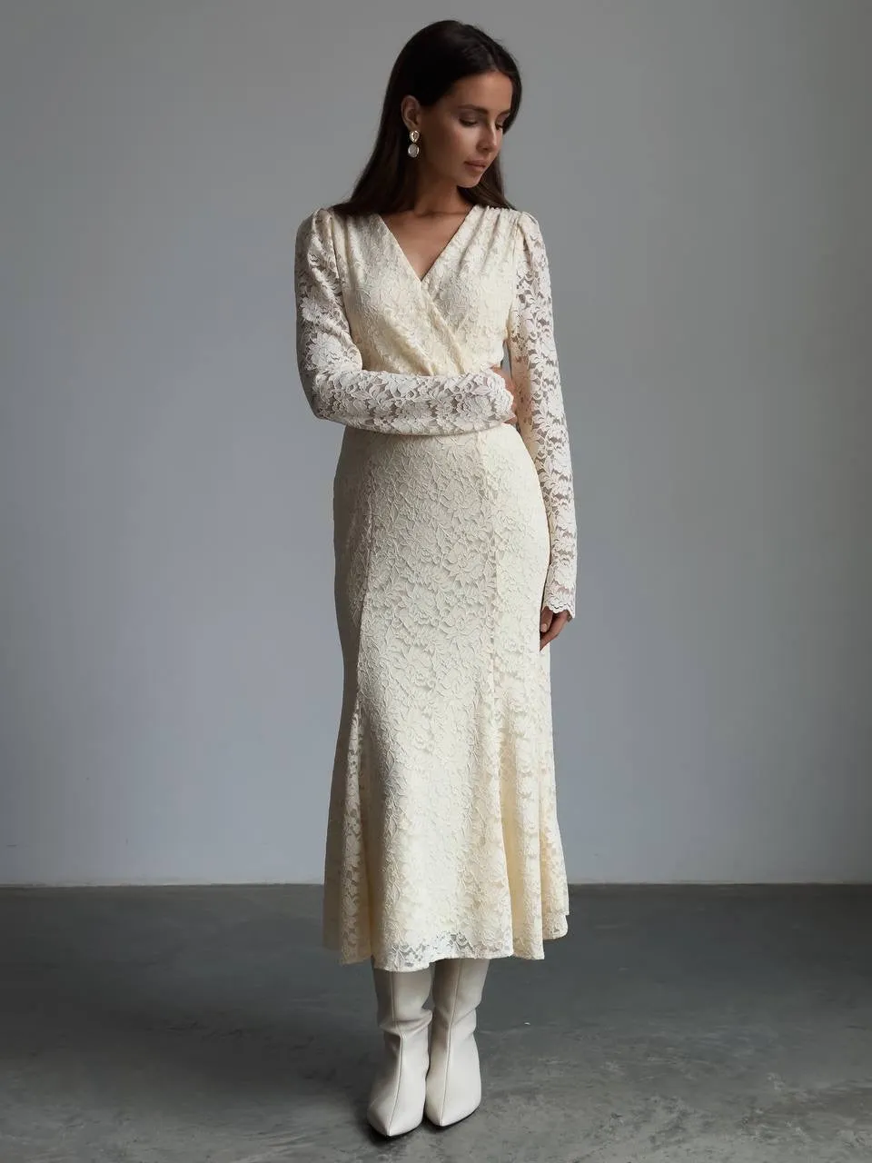 Elegant Lace-Embroidered Cream Midi Dress