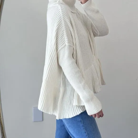 Free People Sweater Women Small Oversized Flowy Turtleneck Oversized Ribbed Knit