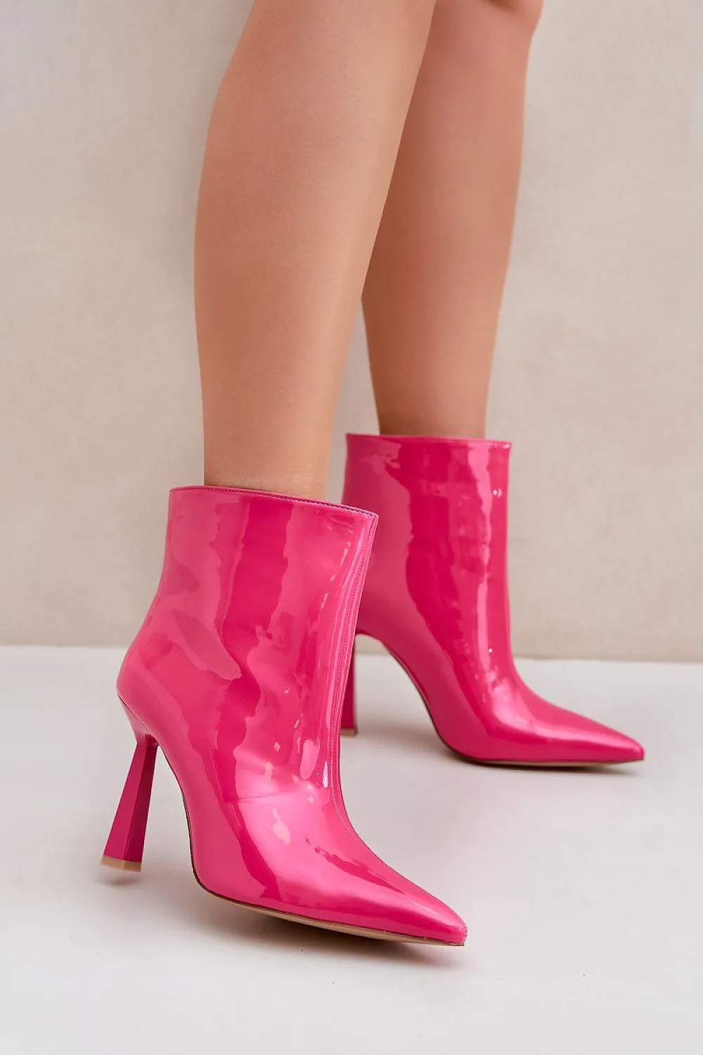 Heel boots
