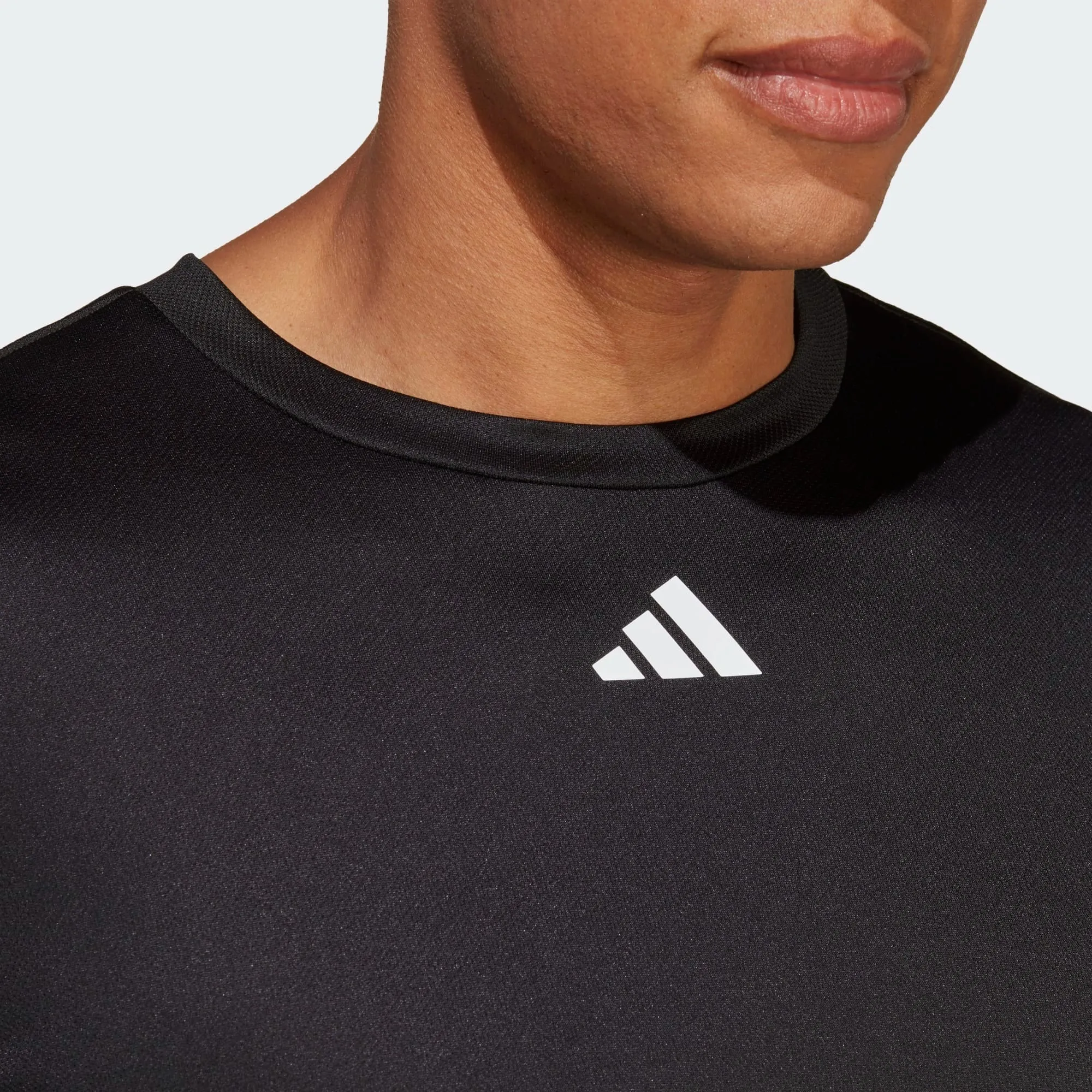 HIIT BASE TRAINING TEE