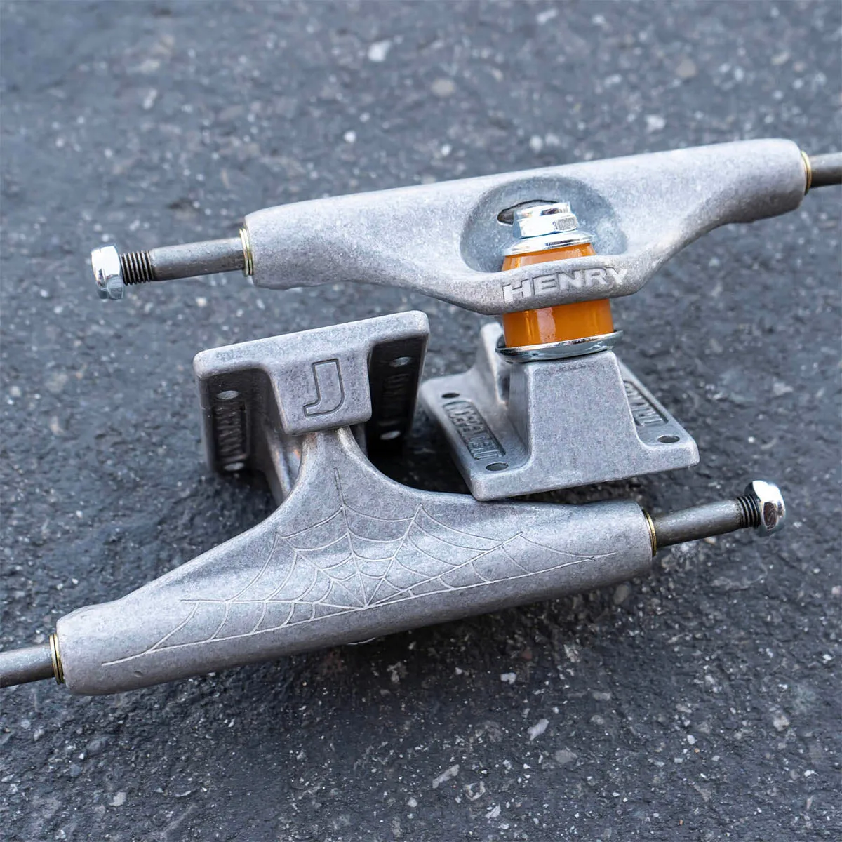 Independent - Justin Henry 139 Skateboard Trucks