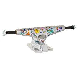 Krux - K5 Skate Like A Girl DLK 8.25 Skateboard Trucks