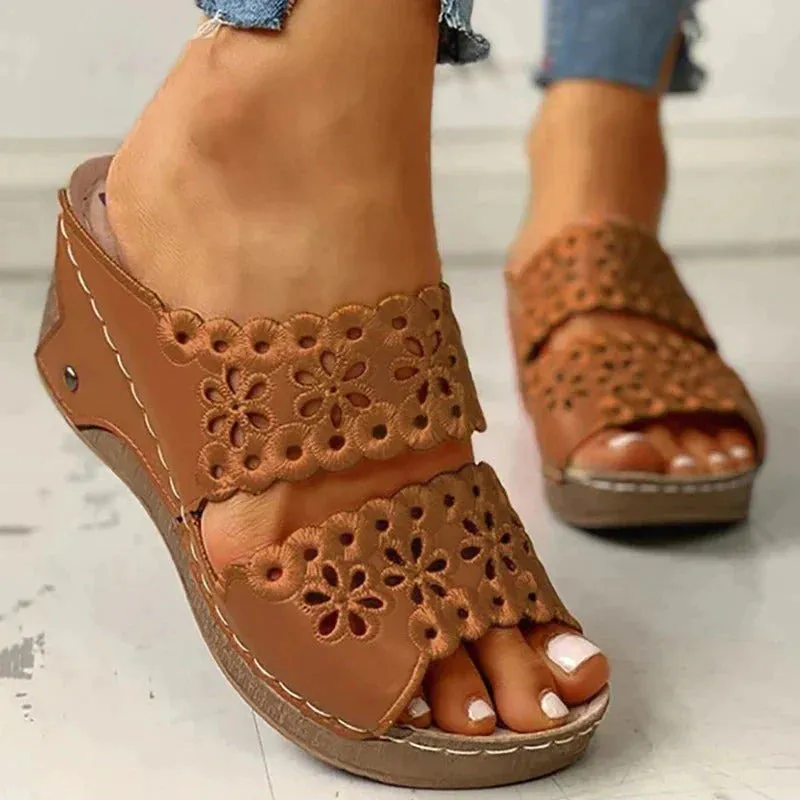 Mandelia Supportive Sandals