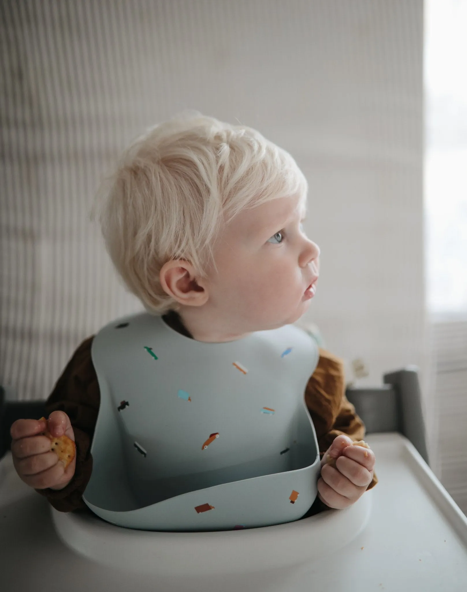 Mushie Bib (Powder Pink Confetti)