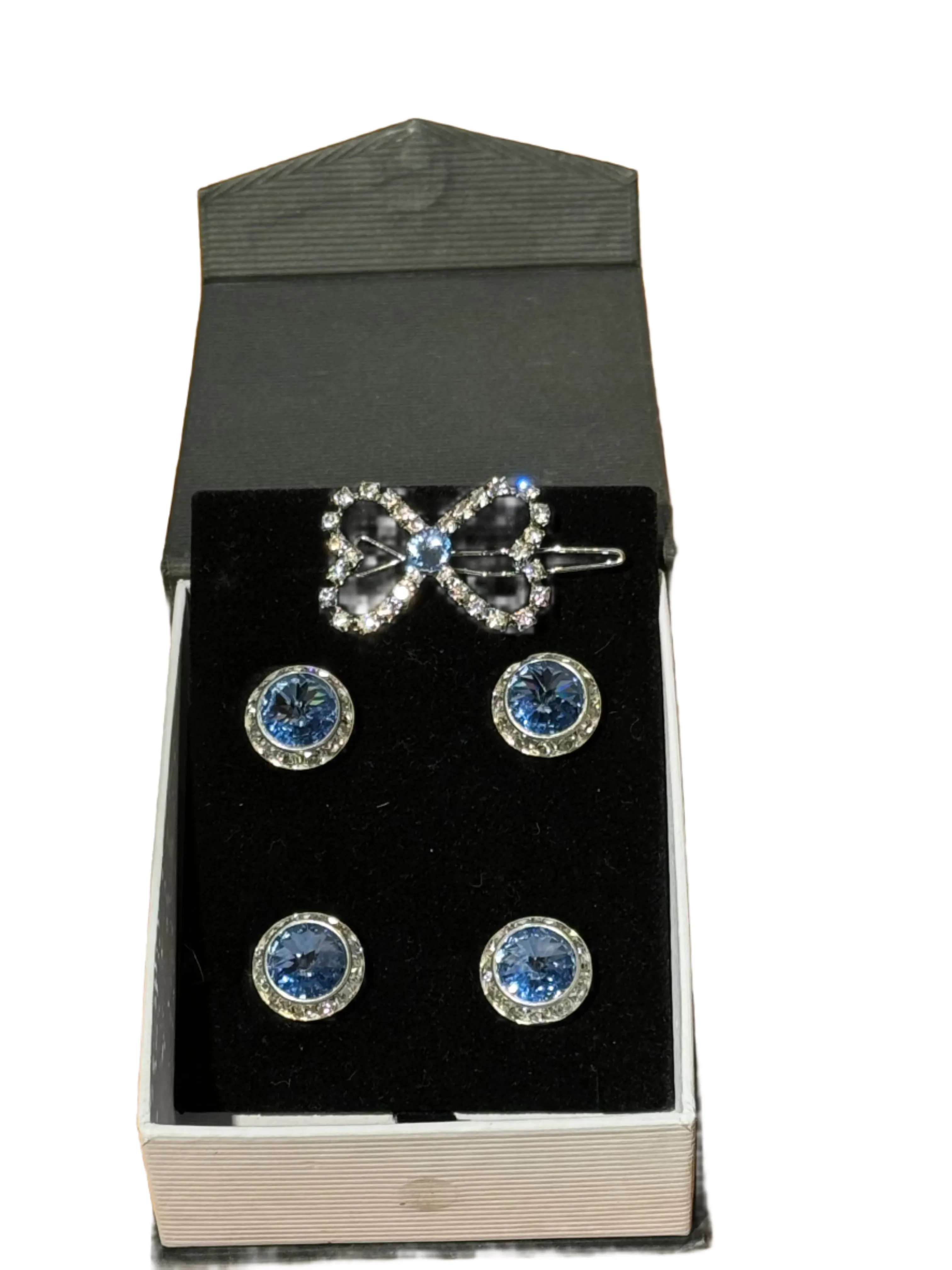 New, 5-Piece Saddleseat, Crystal Magnet Set