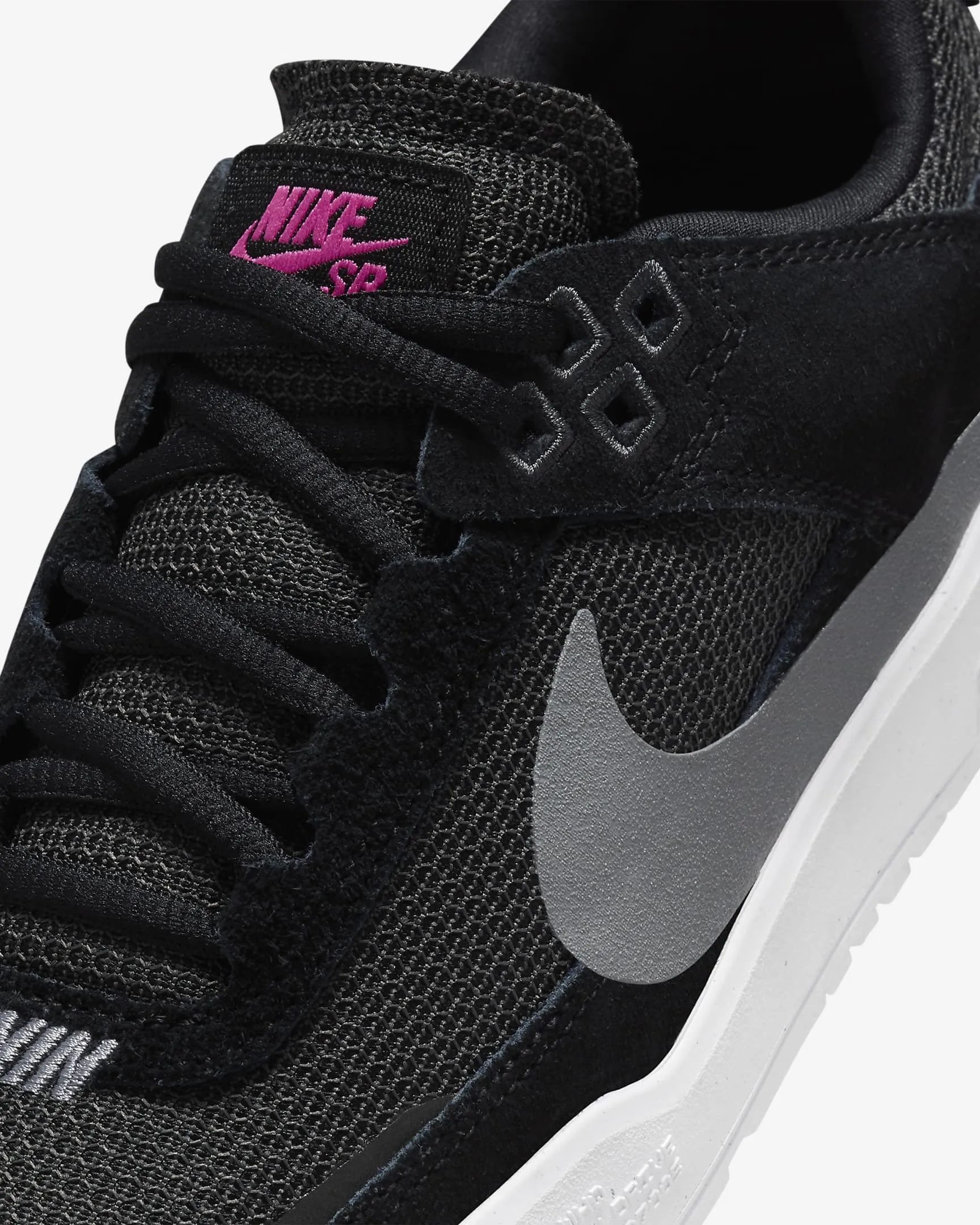 Nike SB Day One Black/Grey Kids Skate Shoes