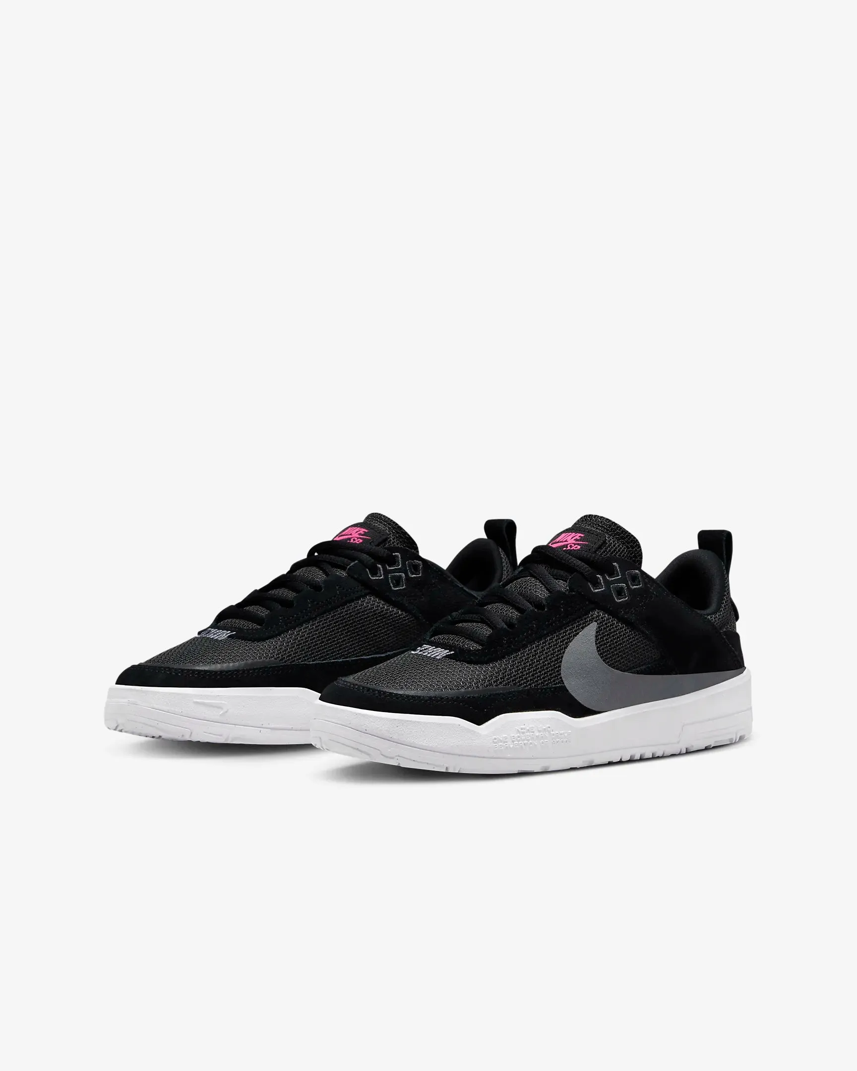 Nike SB Day One Black/Grey Kids Skate Shoes