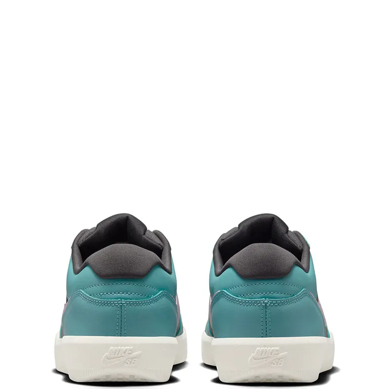 Nike Unisex SB Force 58 Premium Skate Shoes