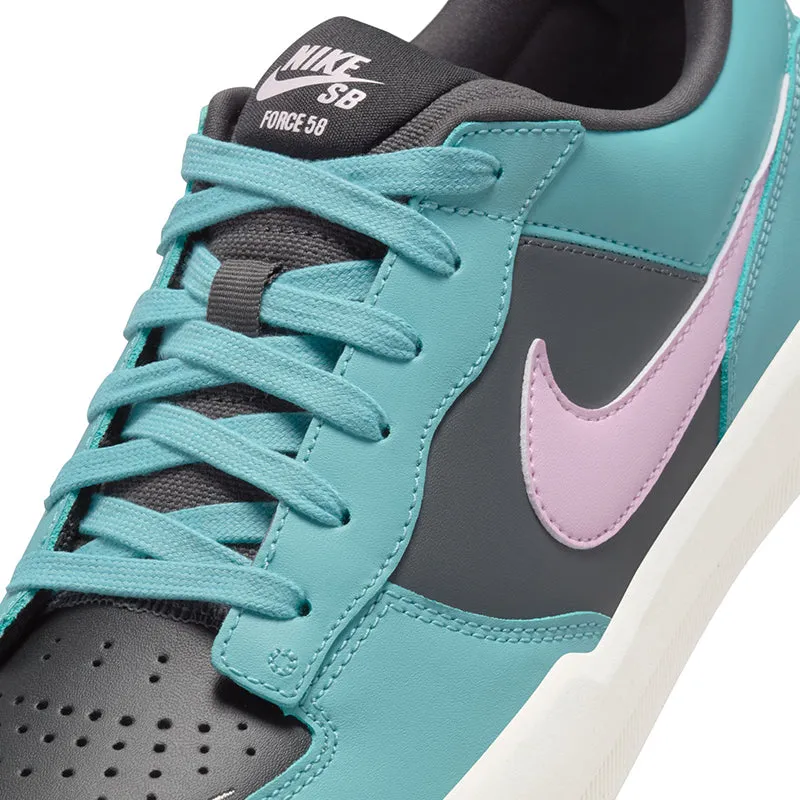 Nike Unisex SB Force 58 Premium Skate Shoes