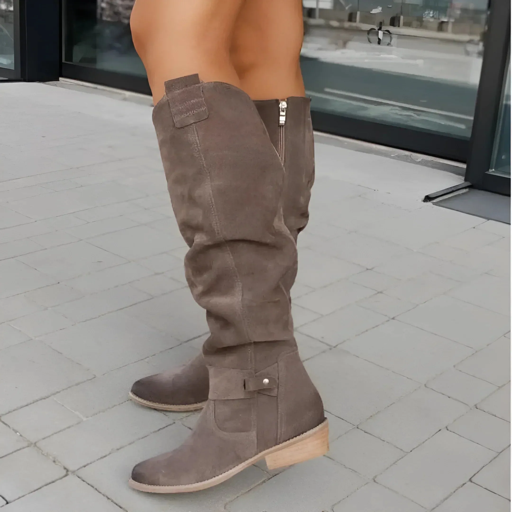Qwynn | Elegant Over-the-Knee Suede Boots