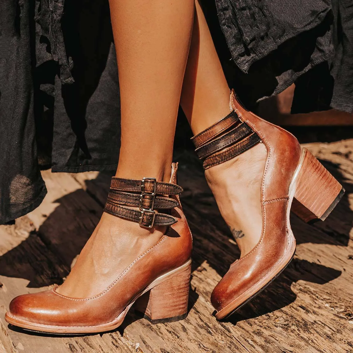 SunSteps™ | Elegant Ergonomic Leather Boots