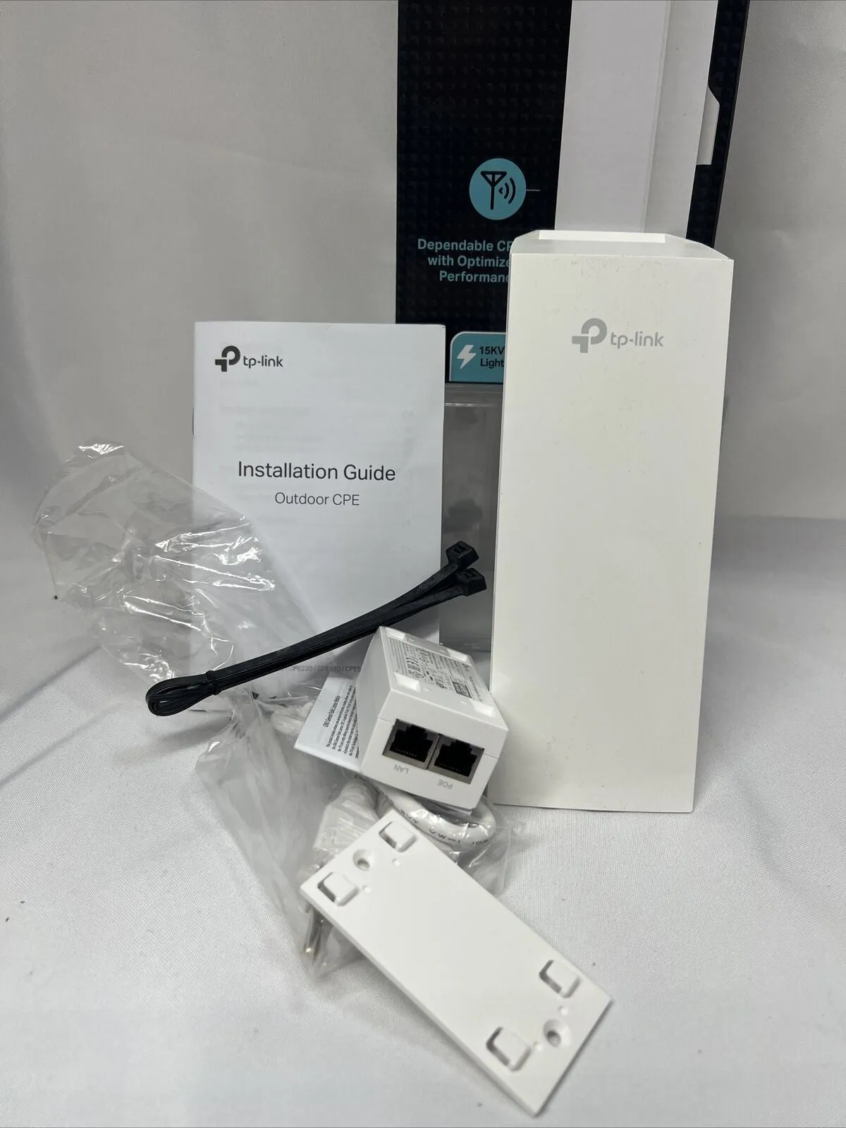 TP-Link CPE210 2.4GHz 300Mbps High Power Wireless Outdoor Access Point / CPE