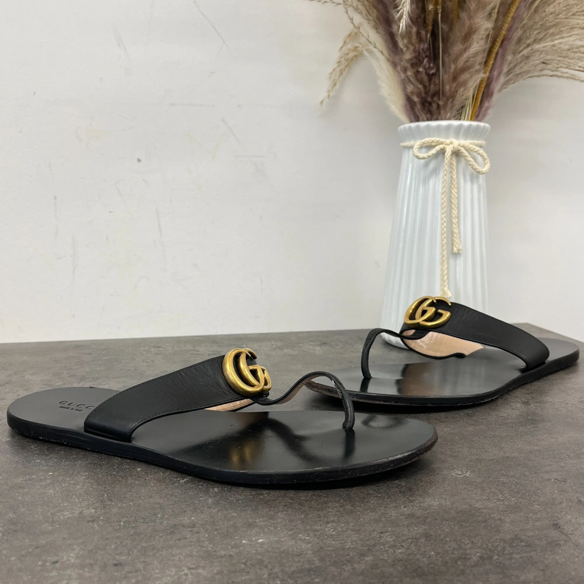 Women's Gg Marmont Thong Sandals Black Size EU 38.5 / UK 5.5