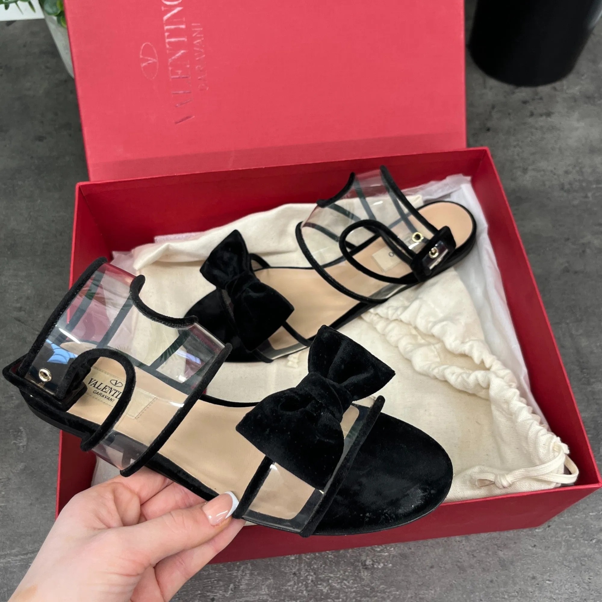 Women's Suede Bow Sandals Black Size EU 36.5 / UK 3.5